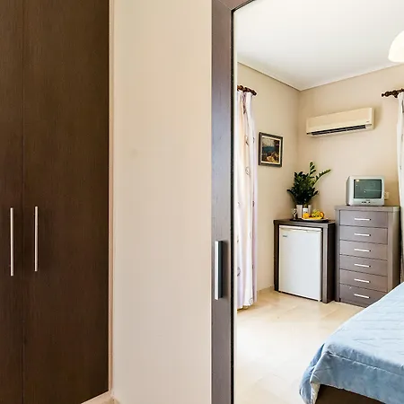 Complex Plaka 3*