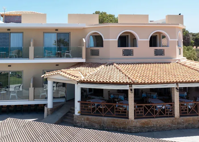 Station touristique Plaka