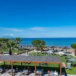 Plaka Resort 3*